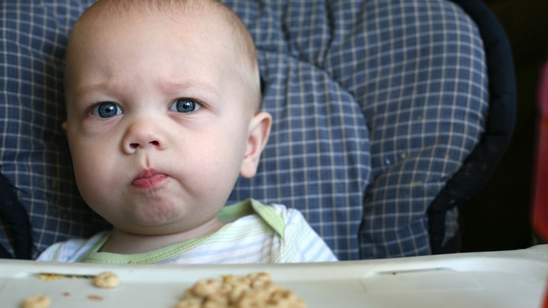 how soon can baby eat cereal