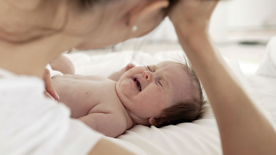 You can quickly put your baby to sleep, but your baby wakes up too early, which delays the start of the next nap.