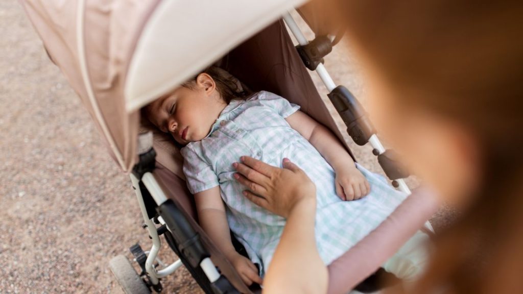 can babies sleep in stroller