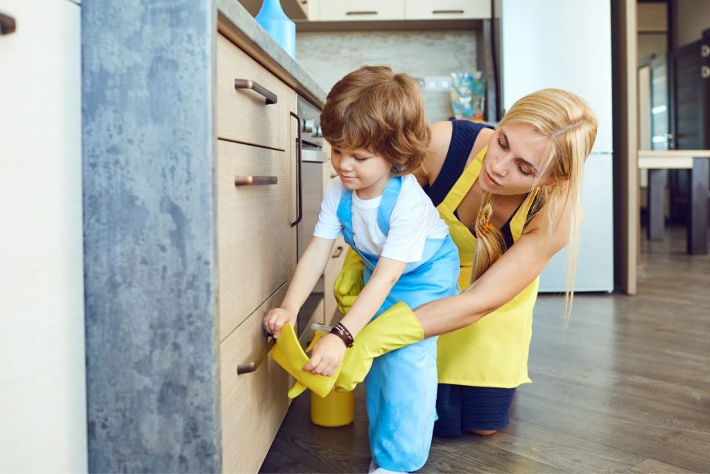 What activities can I do with a 5 year old while doing house chores?